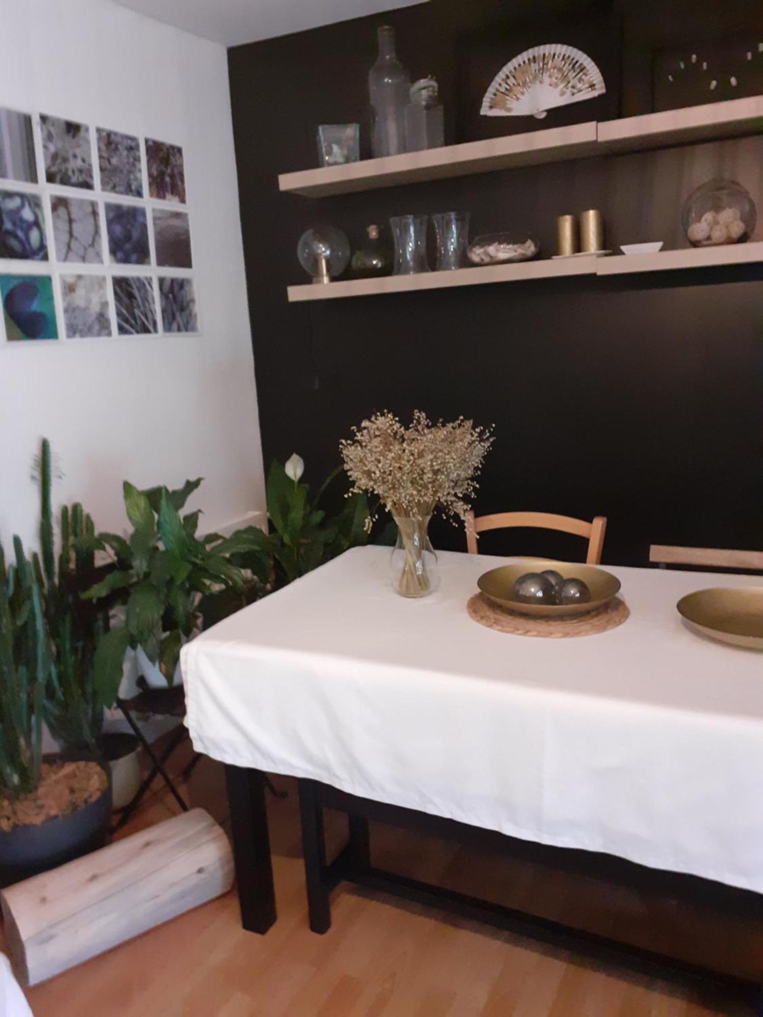 Au Bosquet: Tranquil Retreat with Breakfast Near Town Center Bed & Breakfast Salies-de-Bearn Exterior photo